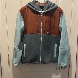 Patagonia Brown and Teal Hooded Fleece Jacket